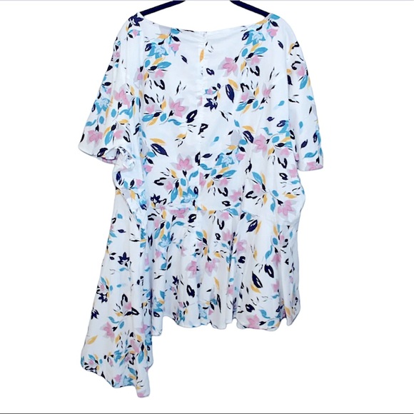 Lane Bryant Floral Peplum Asymmetrical Hem top - Picture 6 of 8